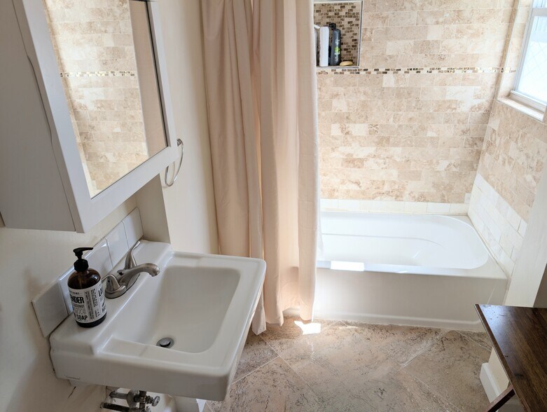 More Photos Of 59 Franklin St, Morristown Medical For Sale