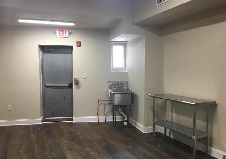 More Photos Of 707 West Ave, Jenkintown Storefront Retail Residential For Lease
