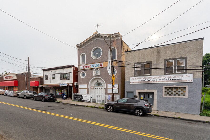 More Photos Of 386 Jersey St, Staten Island Religious Facility For Sale