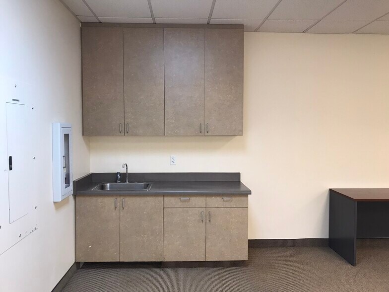 More Photos Of 2051 Junction Ave, San Jose Medical For Lease
