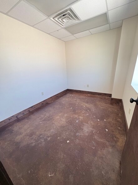 More Photos Of 12301 W County Road 100, Midland Industrial For Lease