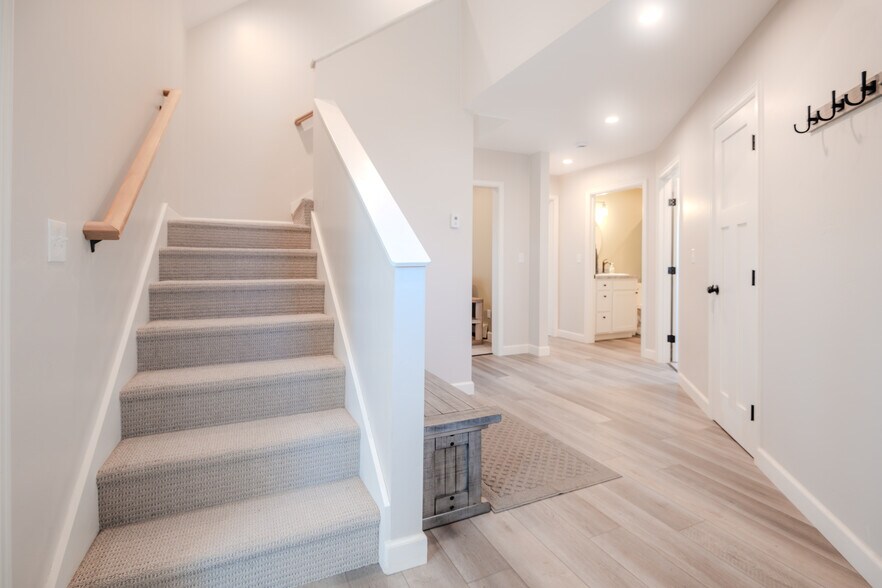 More Photos Of 43950 US Highway 50, Gunnison Flex For Sale