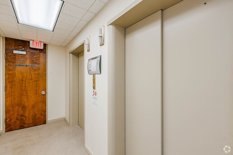 More Photos Of 229 W Main St, Clarksburg Office For Sale