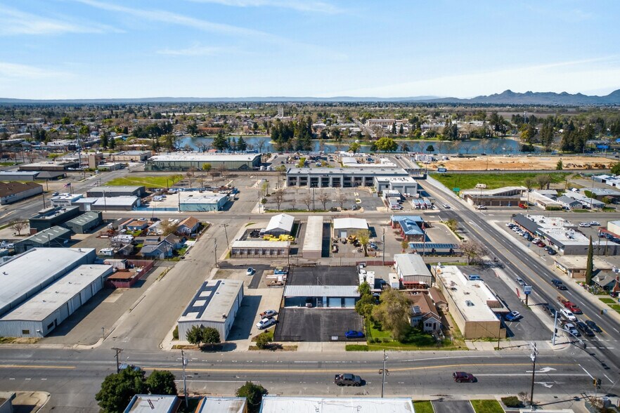 More Photos Of 1110 Ramirez St, Marysville Auto Dealership For Sale