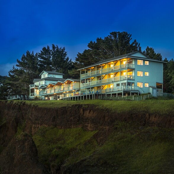 Primary Photo Of 205 Wave Dr, Shelter Cove Hotel For Sale