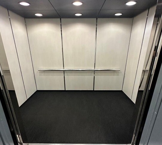 More Photos Of 950 Herndon Pkwy, Herndon Office For Lease