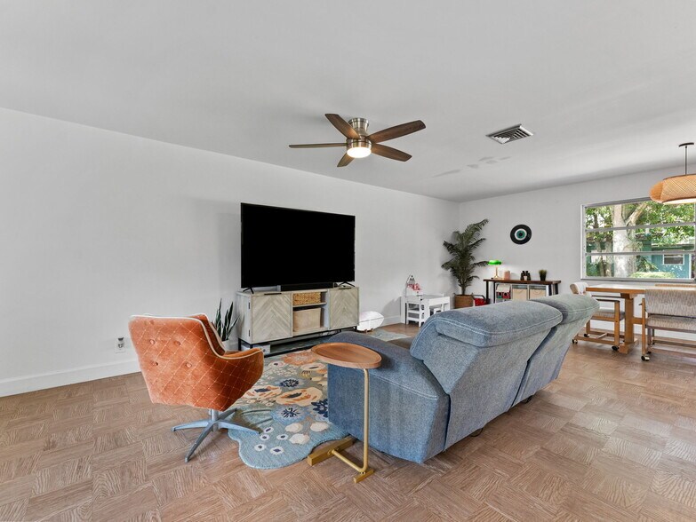 More Photos Of 200 66th St N, Saint Petersburg Office Residential For Sale
