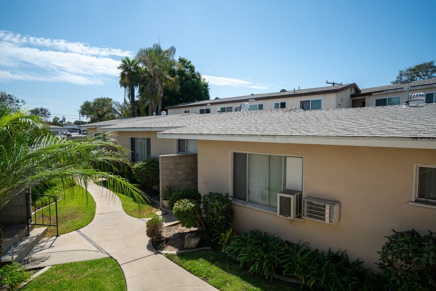 More Photos Of 1116 West Ave, Fullerton Apartments For Sale