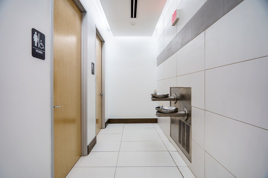 More Photos Of 4577 Ohio Dr, Frisco Office For Lease