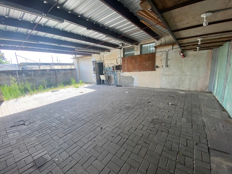 More Photos Of 2126 Collins Ct, Hollywood Refrigeration Cold Storage For Lease