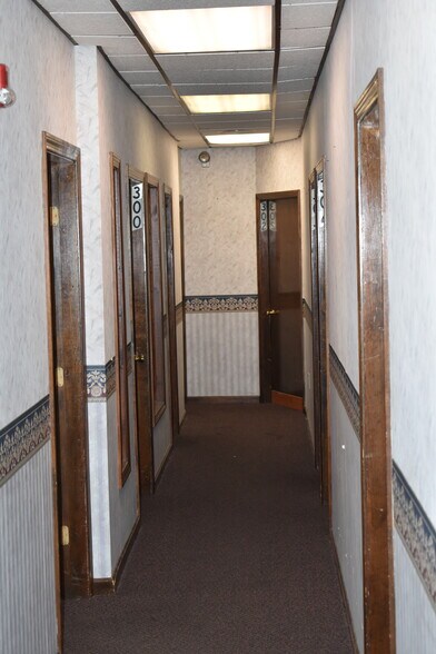 More Photos Of 316 Main St, Worcester Apartments For Lease