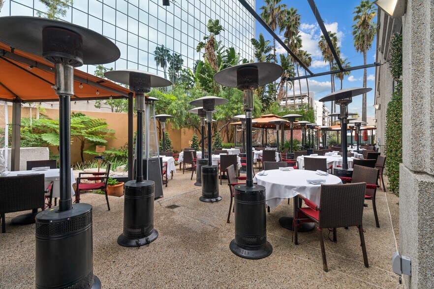 More Photos Of 11400 W Olympic Blvd, Los Angeles Office For Sale