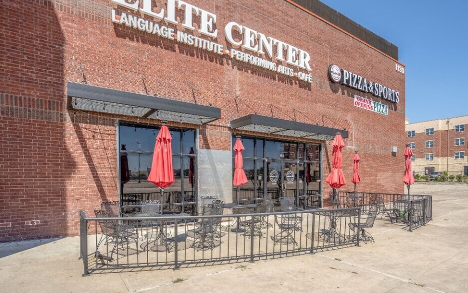 More Photos Of 1130 W Trinity Mills Rd, Carrollton General Retail For Sale