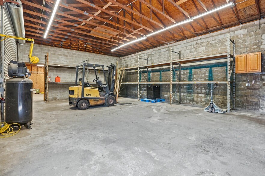 More Photos Of 3508 Lenox Ave, Jacksonville Office For Lease