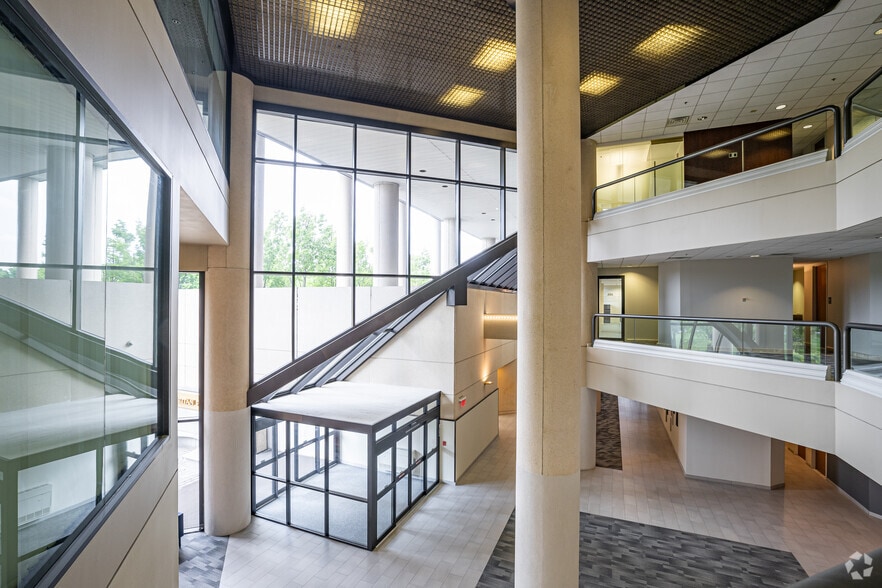 More Photos Of 110 Fieldcrest Ave, Edison Office For Lease