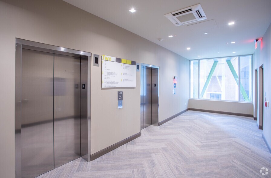 More Photos Of 306 S New St, Bethlehem Office For Lease