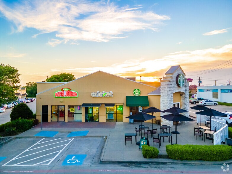 More Photos Of 2916 N US Highway 75, Sherman Storefront For Lease
