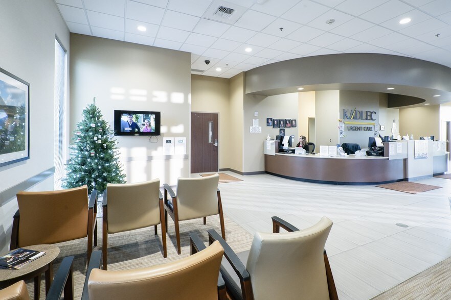 More Photos Of 4804 W Clearwater Ave, Kennewick Medical For Sale