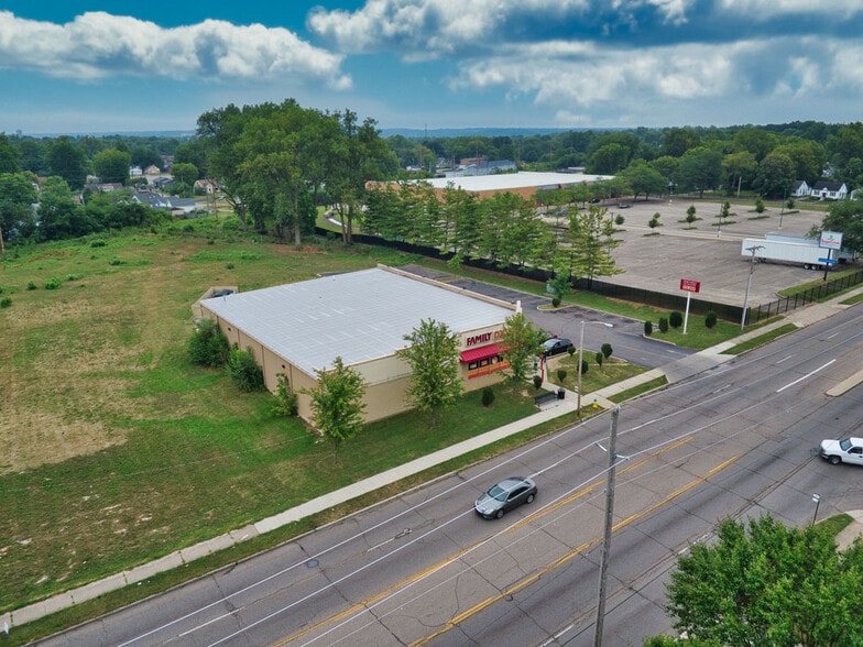 More Photos Of 1028 N Gettysburg Ave, Dayton Freestanding For Lease