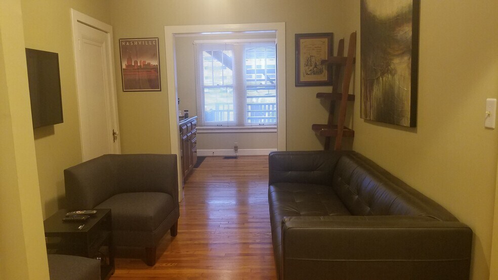 More Photos Of 331 22nd Ave N, Nashville Office For Sale