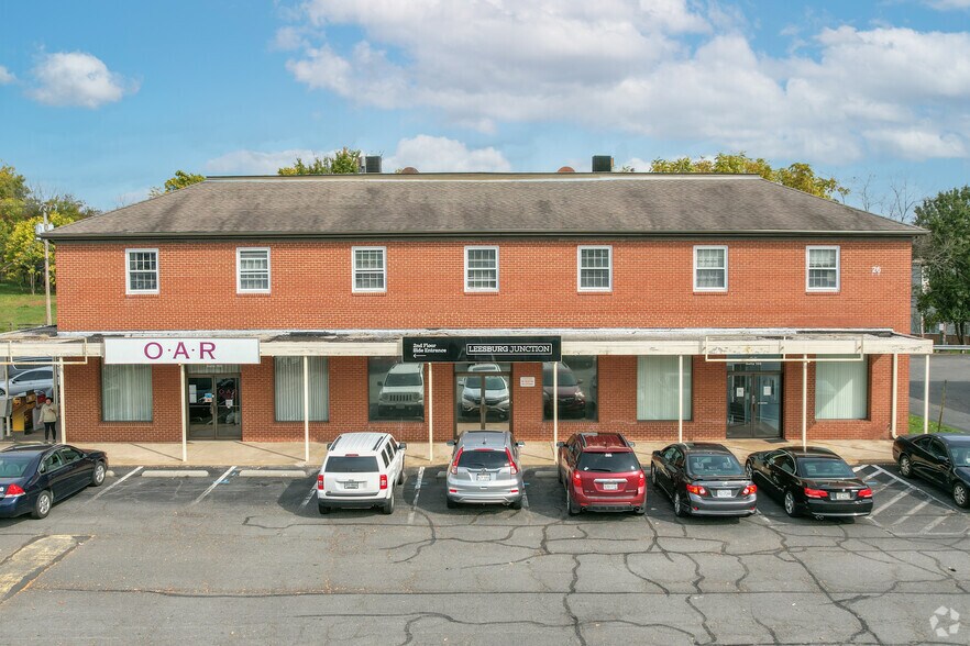 26 Fairfax St SE, Leesburg, VA 20175 Office For Lease