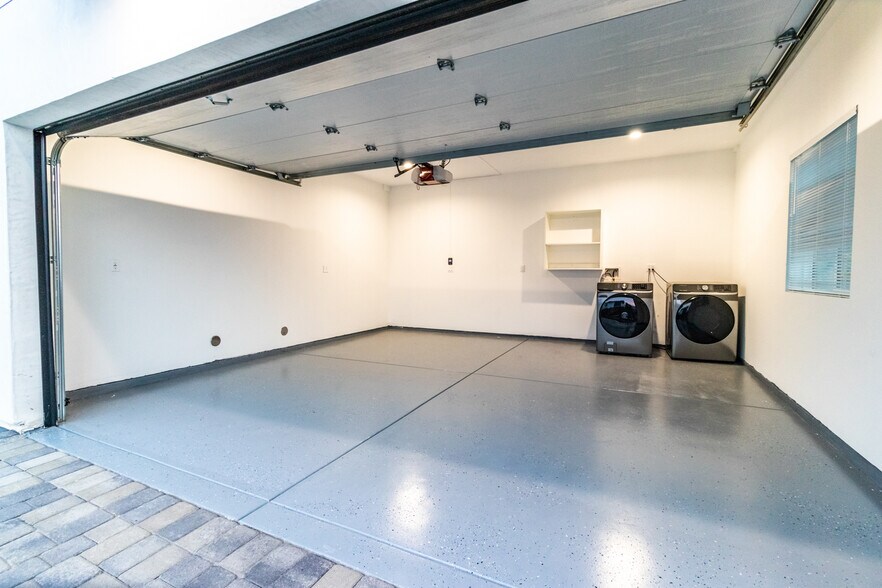 More Photos Of 2150-2154 S West View St, Los Angeles Apartments For Sale