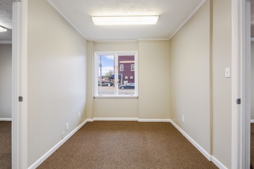 More Photos Of Hwy 50 or Tipton Street, Seymour Office For Sale