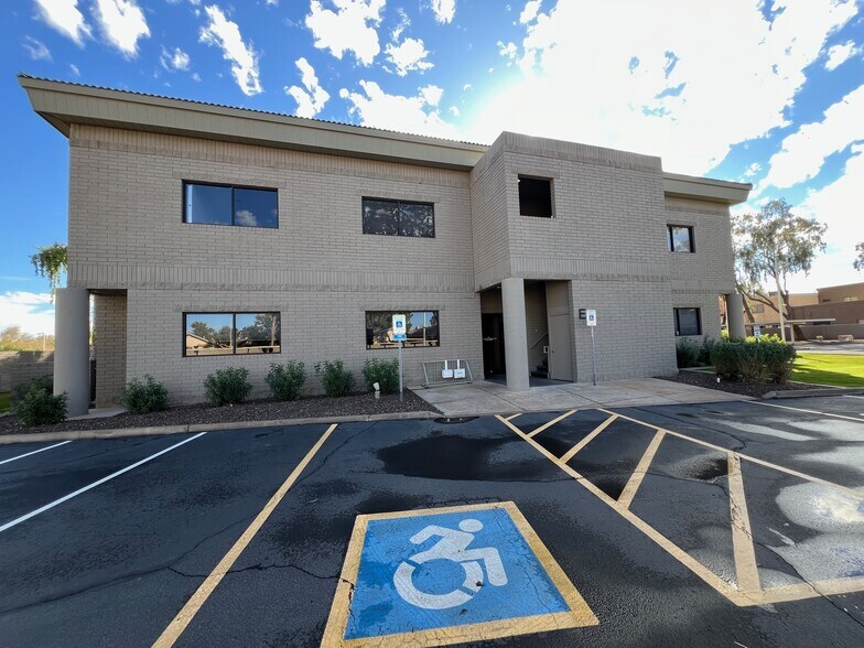 More Photos Of 604 W Warner Rd, Chandler Medical For Lease