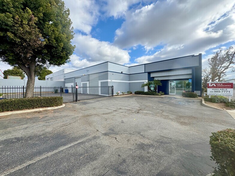 More Photos Of 181 Stare St, Pomona Warehouse For Lease