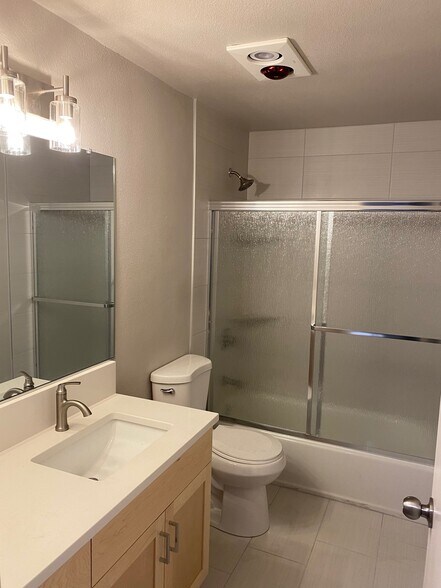 More Photos Of 2433 SE 139th Ave, Portland Apartments For Sale