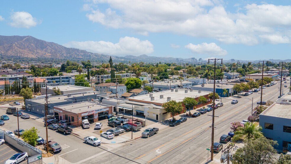 More Photos Of 1104 S Victory Blvd, Burbank Auto Repair For Sale