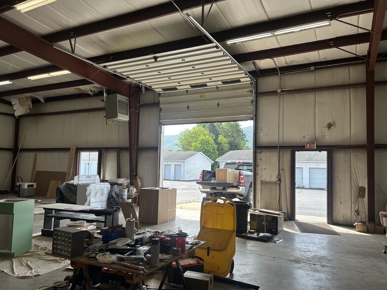 More Photos Of 207 Fleming St, South Williamsport Self Storage For Sale