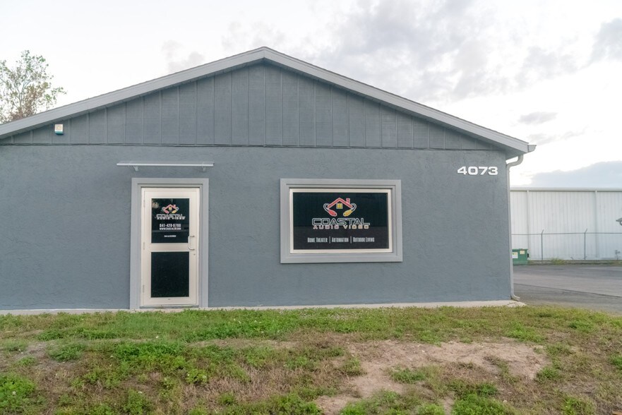 More Photos Of 4073 Sawyer Ct, Sarasota Warehouse For Lease