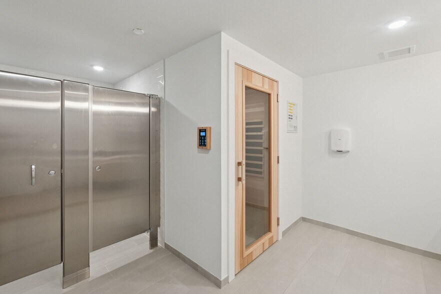 More Photos Of 922 N Broad St, Philadelphia Apartments For Lease