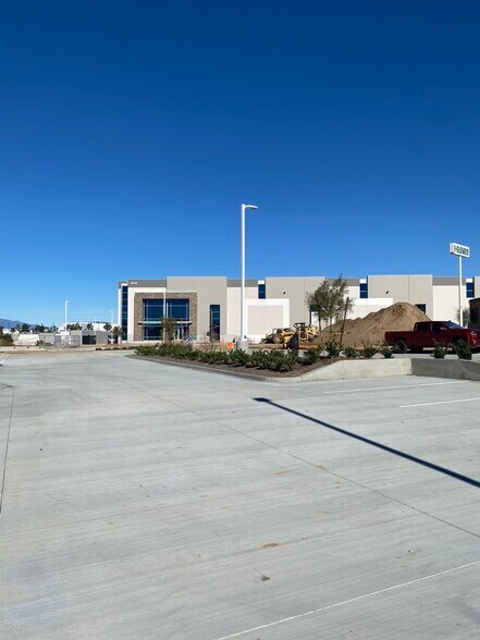 More Photos Of 2610 E Alessandro Blvd, Riverside Distribution For Lease