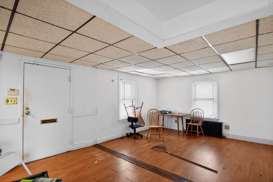 More Photos Of 920 N Salisbury Blvd, Salisbury Storefront Retail Residential For Sale