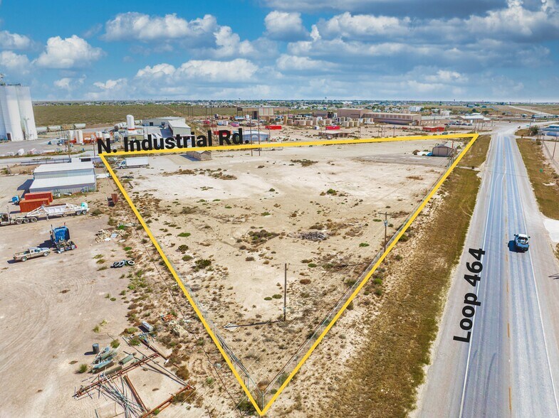 More Photos Of 165 Industrial rd, Monahans Industrial For Sale