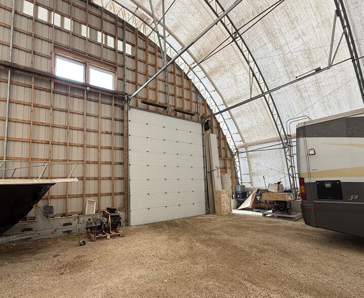 More Photos Of 1065 Oxford St, Sunnyside Industrial For Sale