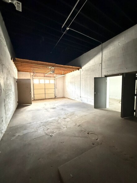 More Photos Of 6730 Columbia Ave, Hammond Warehouse For Sale