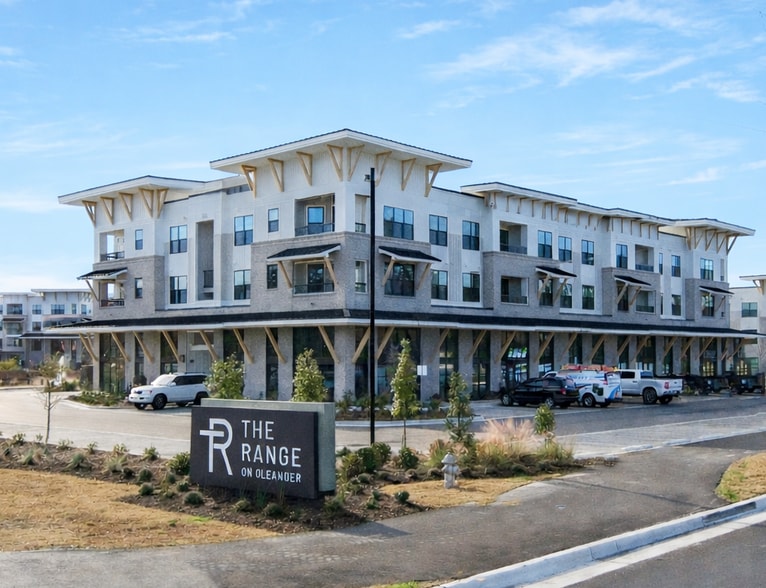 More Photos Of 404 51st St, Wilmington Freestanding For Lease