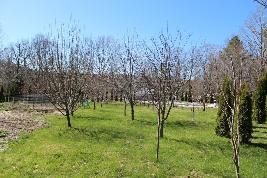 More Photos Of 759 Brooks Rd, Knox Industrial For Sale