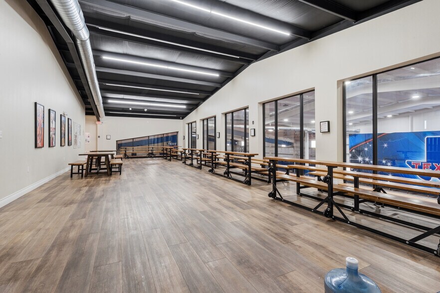 More Photos Of 5505 132nd st, Lubbock Industrial For Sale