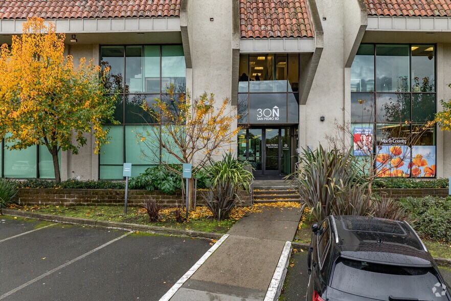 More Photos Of 30 N San Pedro Rd, San Rafael Office For Lease