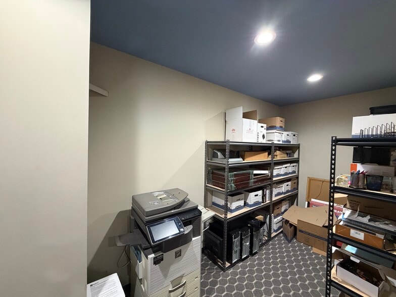 More Photos Of 3642 Bacor Rd, Houston Warehouse For Lease