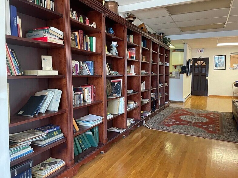 More Photos Of 23 Boston St, Boston Warehouse For Lease