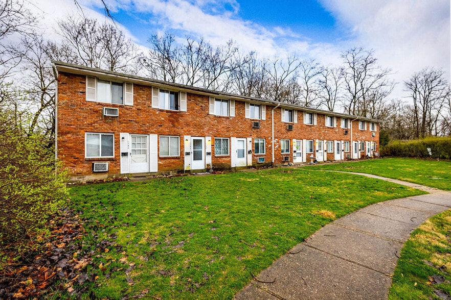 More Photos Of 1124 Case Ct, Miamisburg Apartments For Sale