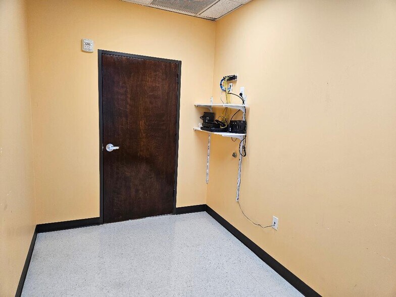 More Photos Of 19411 McKay Blvd, Humble Medical For Lease