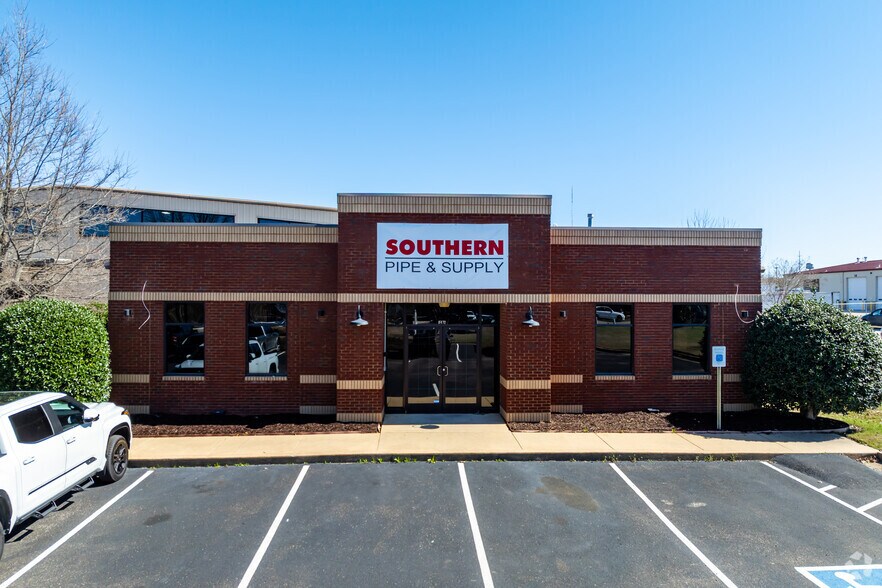 More Photos Of 8472 Industrial Dr, Olive Branch Warehouse For Sale