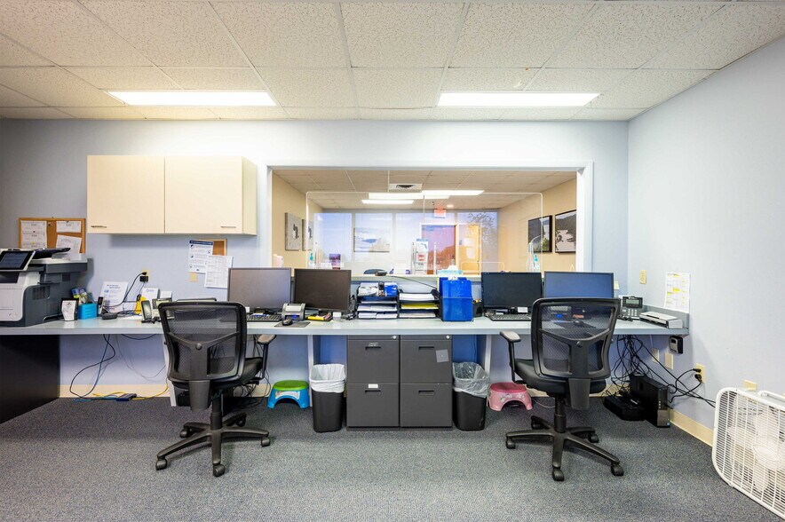 More Photos Of 6719 Gall Blvd, Zephyrhills Medical For Sale