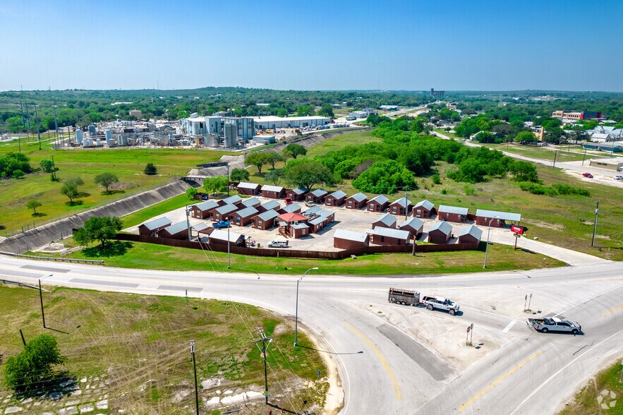 More Photos Of 108 E State Highway 72, Kenedy Hotel For Sale